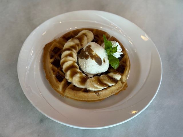 Bananas Foster Waffle - Brunch as Trilby's